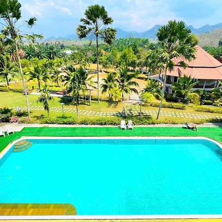 Takhun Mountain View Bed & Breakfast Ban Tha Khun Exterior photo
