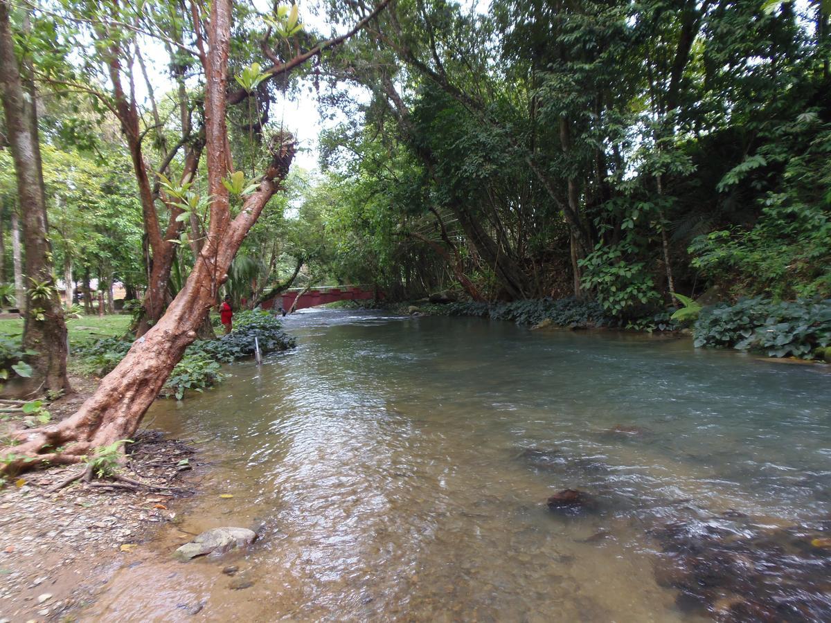 Takhun Mountain View Bed & Breakfast Ban Tha Khun Exterior photo