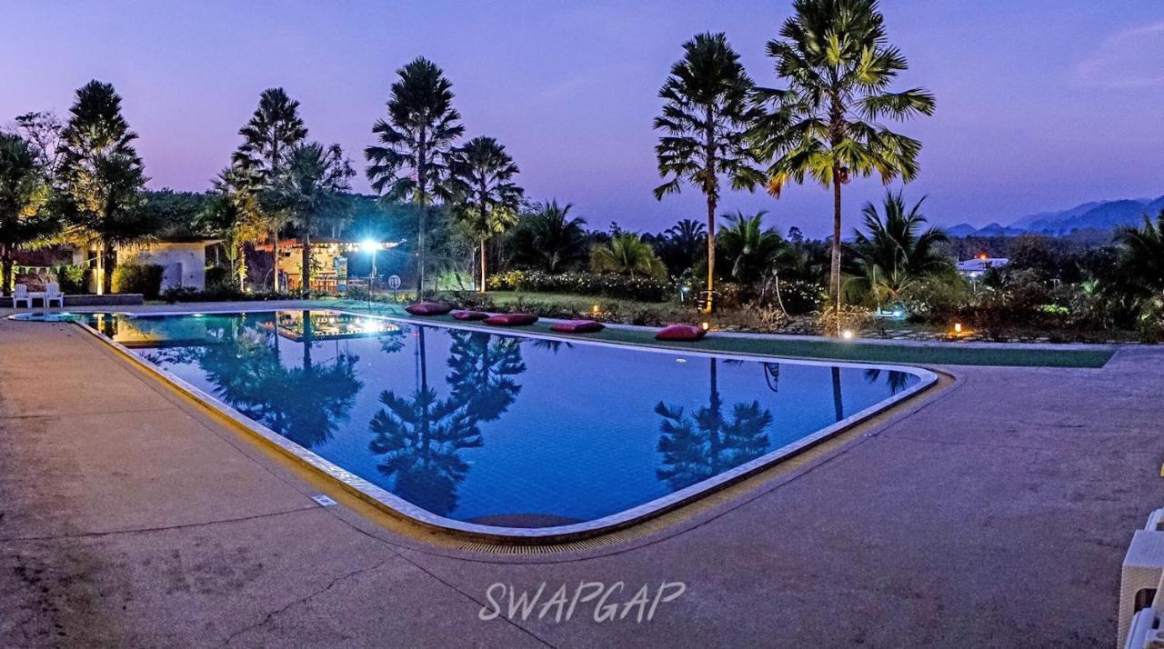 Takhun Mountain View Bed & Breakfast Ban Tha Khun Exterior photo