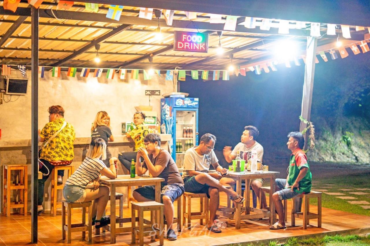Takhun Mountain View Bed & Breakfast Ban Tha Khun Exterior photo